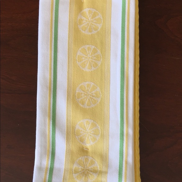 NWT Lemon Towels Martha Stewart, Sugar Plum Lemon Paper Plates, Citrus Soap. - Picture 5 of 11